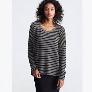 Eileen Fisher Black and white texture  Sweater Women Size PS